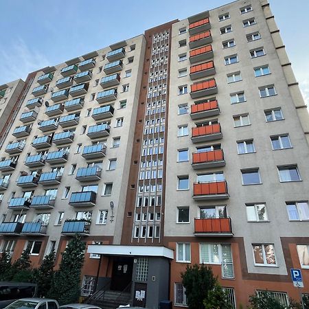 Kawalerka Blisko Srodmiescia Apartment Gdansk Luaran gambar