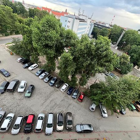Kawalerka Blisko Srodmiescia Apartment Gdansk Luaran gambar