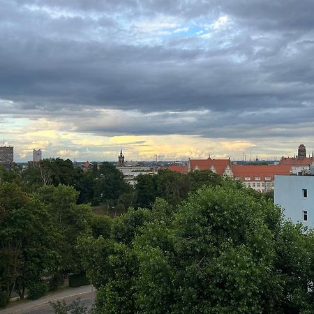 Kawalerka Blisko Srodmiescia Apartment Gdansk Luaran gambar